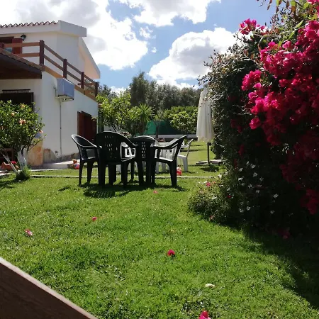 Villino Veronica * Porto Columbu - Perd'E Sali