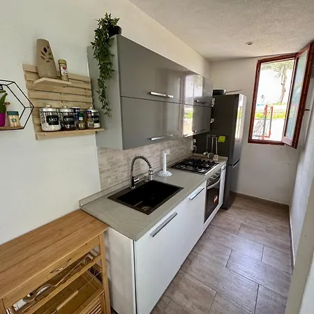 Feriehus Villino Veronica Porto Columbu - Perd'E Sali