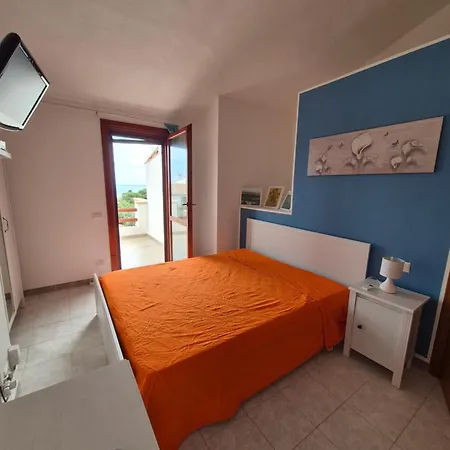 Villino Veronica N 25 * Porto Columbu - Perd'E Sali