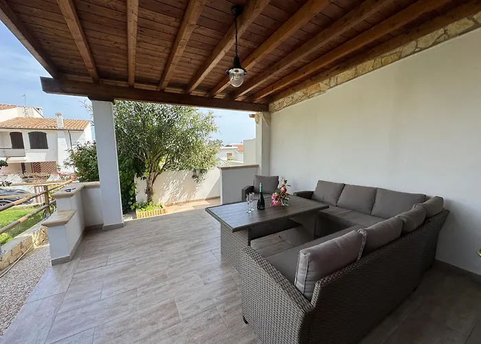 Villino Veronica * Porto Columbu - Perd'E Sali